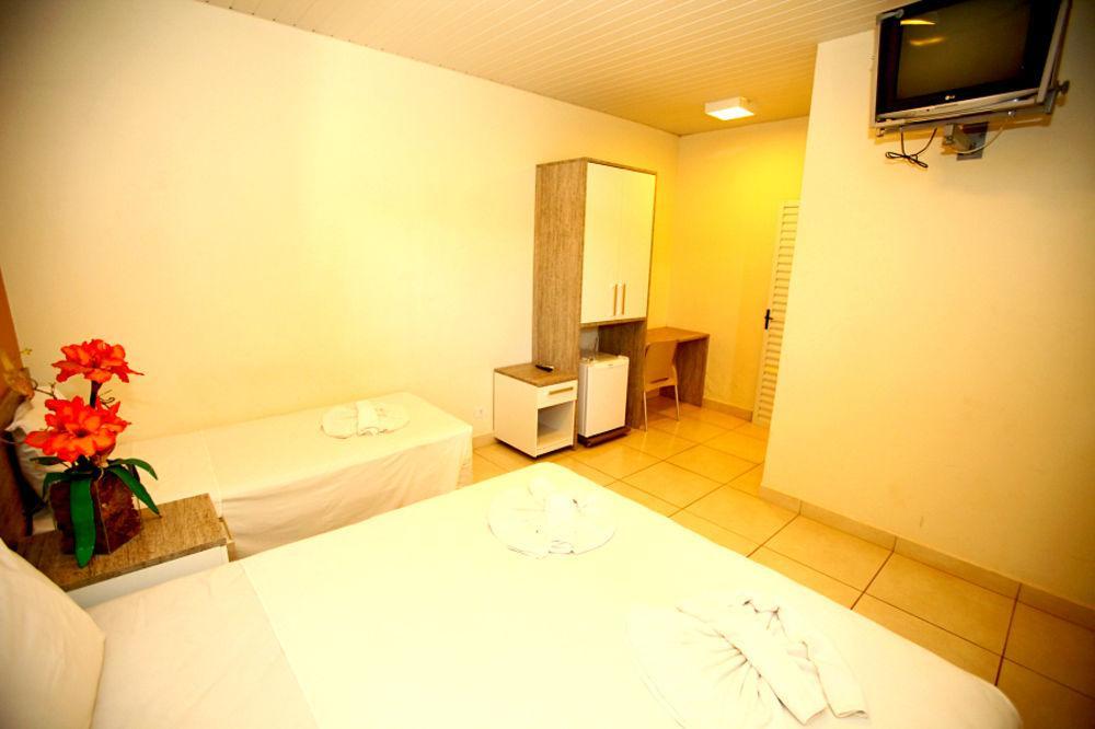 Tokyo Hotel Três Lagoas 外观 照片